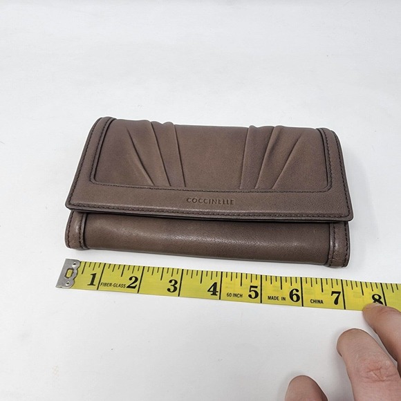 Coccinelle Italy Wallet Taupe Soft Leather Handmade Trifold Designer Snap 7x4" - Picture 8 of 11